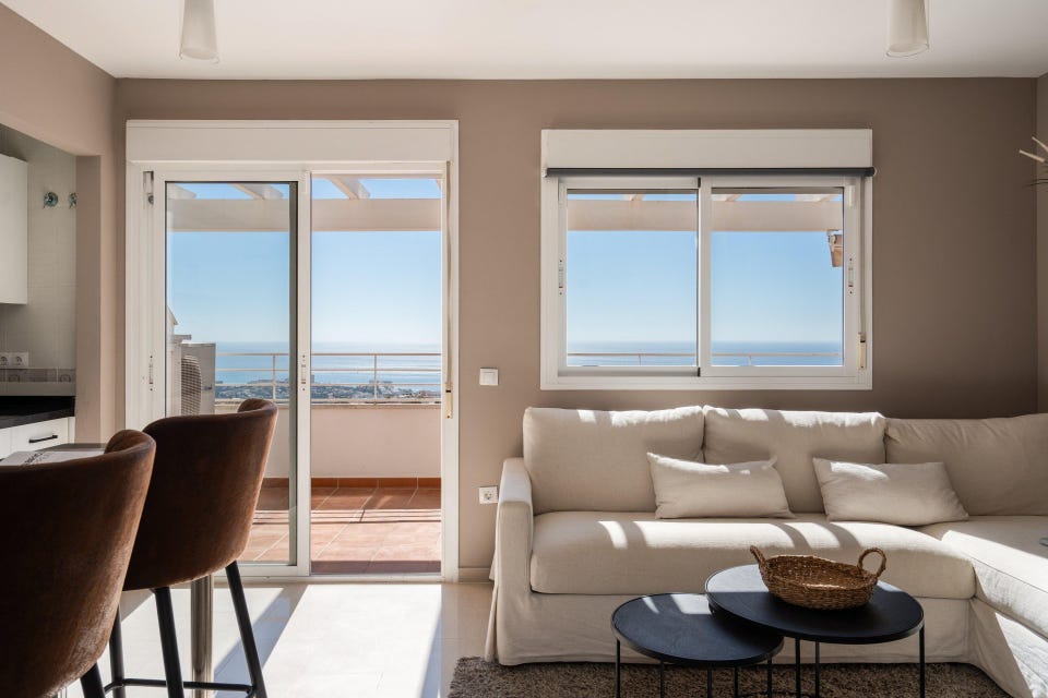 Benalmadena - Sørvendt 2-soveroms Penthouse med spektakulær havutsikt og ettertraktet beliggenhet