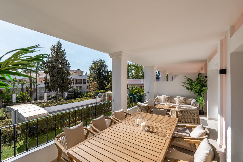 Marbella - Elegant duplex penthouse i Aloha Gardens - Totalrenovert i hjertet av Nueva Andalucía – bilde 3