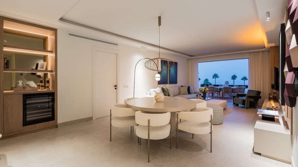Estepona - Eksklusiv 3-soveroms penthouse med havutsikt og jacuzzi på strandlinje – bilde 4
