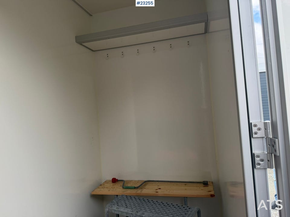 Product image 21 of 22