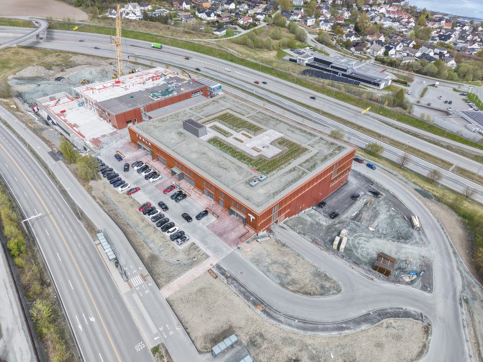 SKOVGÅRDEN - Nytt kombinasjonsbygg for plasskrevende næring med sentral beliggenhet