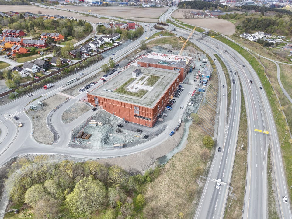SKOVGÅRDEN - Nytt kombinasjonsbygg for plasskrevende næring med sentral beliggenhet