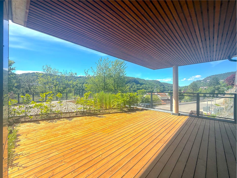 Welcome to Kokleheia Amfi! Here you can see the sunny terrace.