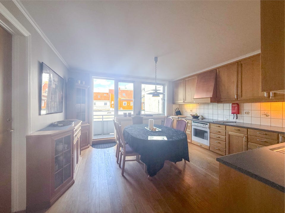 Spacious with plenty of room and access to one of the flat's balconies.