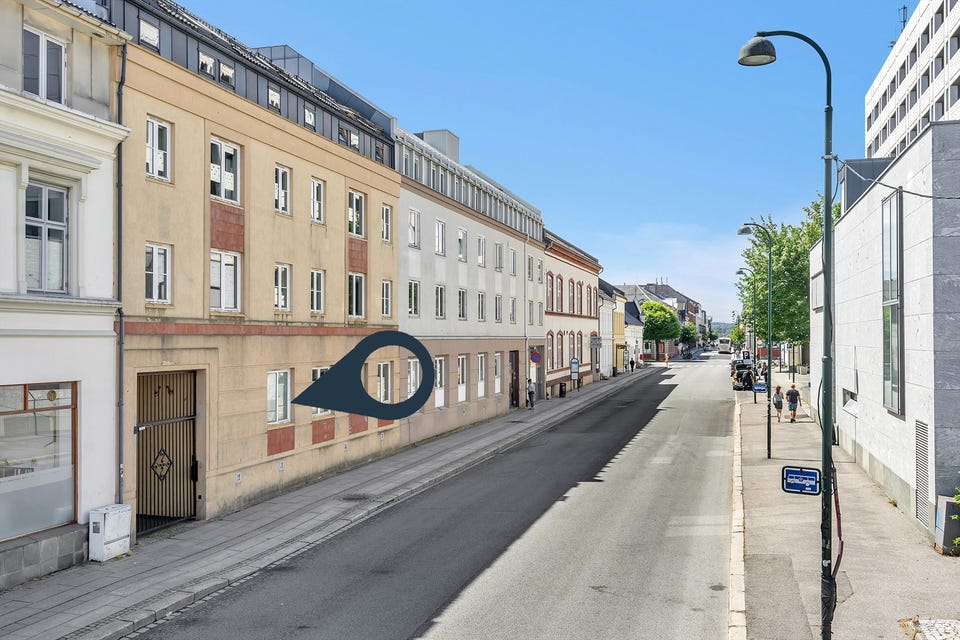 Kvadraturen | Lys og stor 1-roms selveierleilighet | Felles takterrasse | Sentralt!
