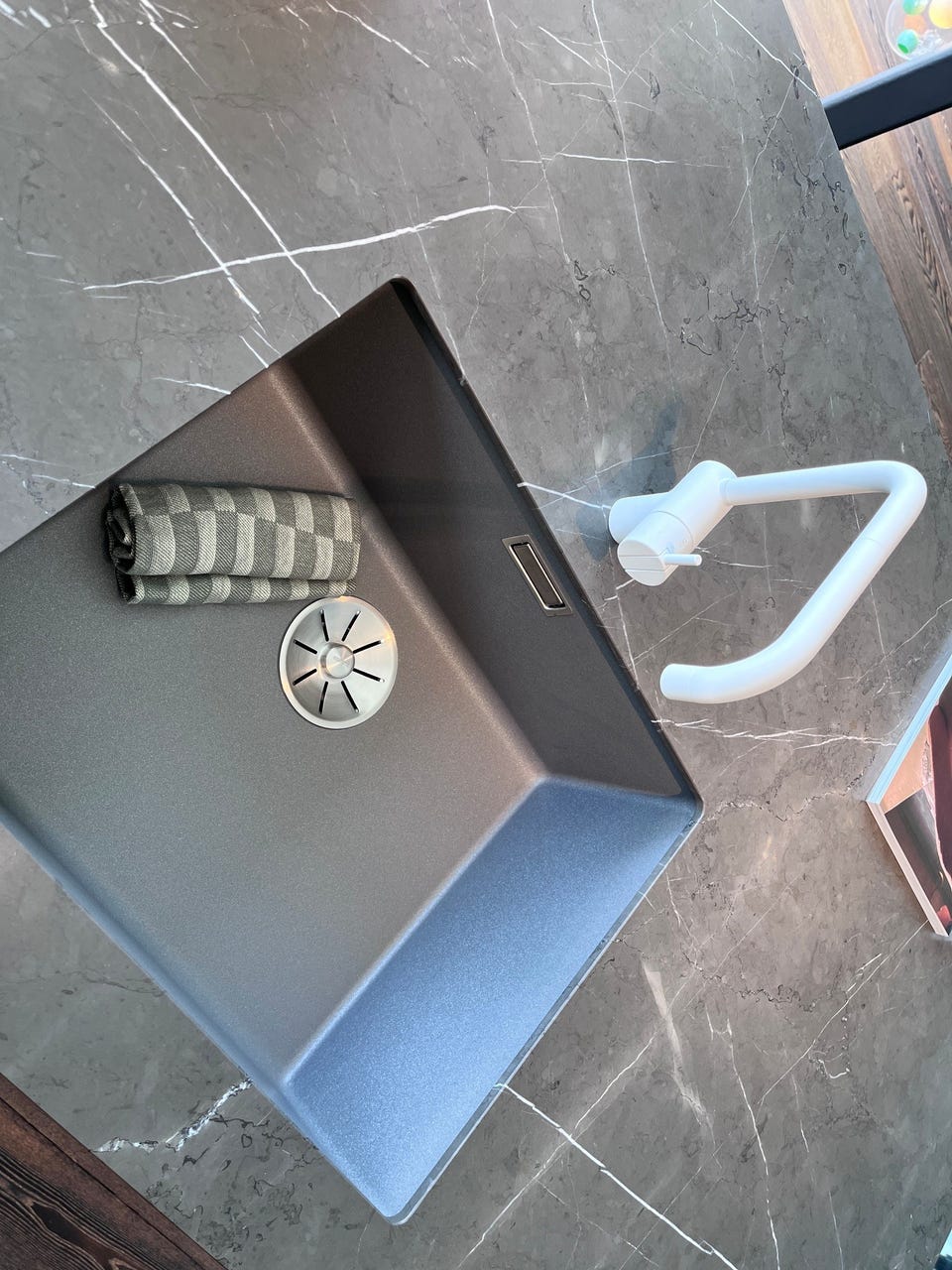 Product image 12 of 15