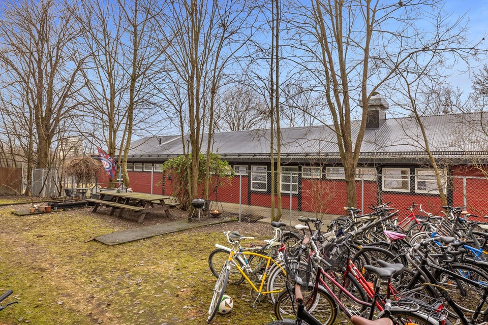 Her er det også sykkelparkering.