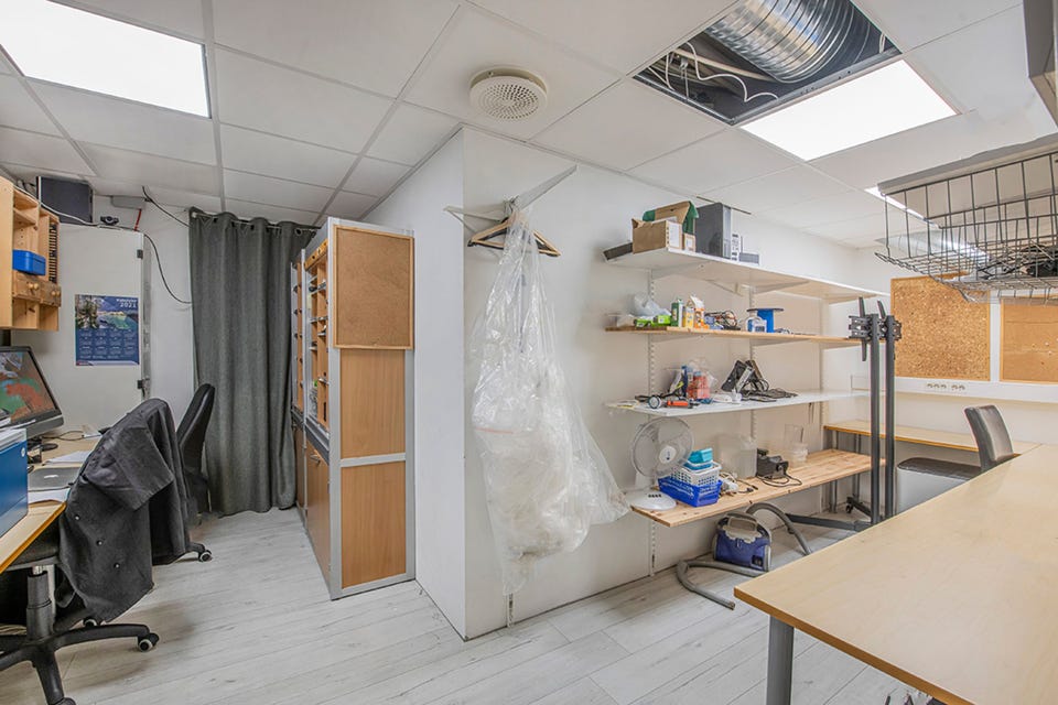 Jernbanegata 6 - Forretningslokaler i beste sentrum av Åndalsnes.