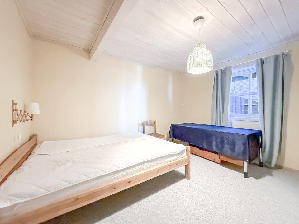 Soverom med plass til dobbeltseng.