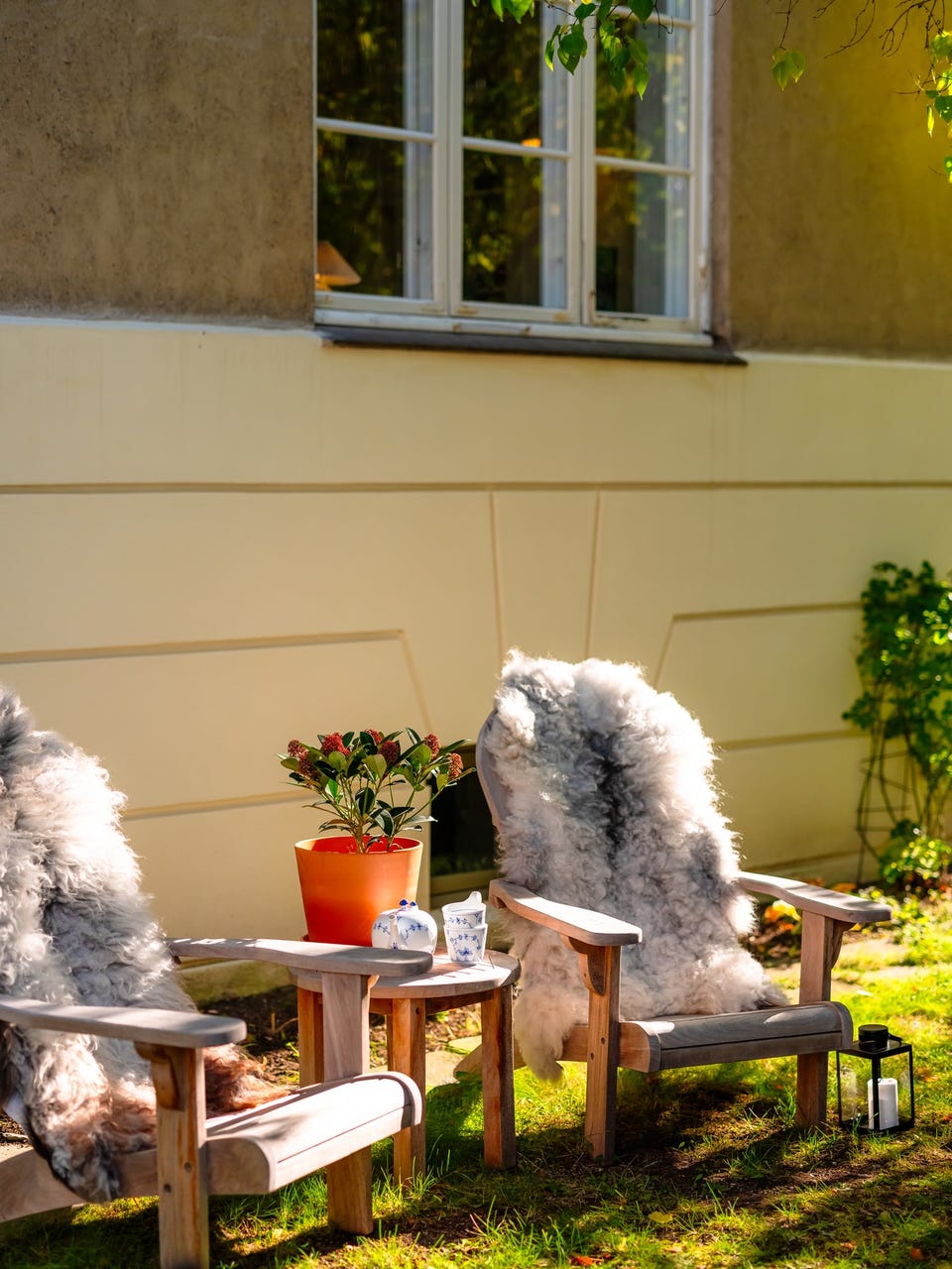 Hagen har gode solforhold gjennom dagen, med sol fra morgen til kveld.