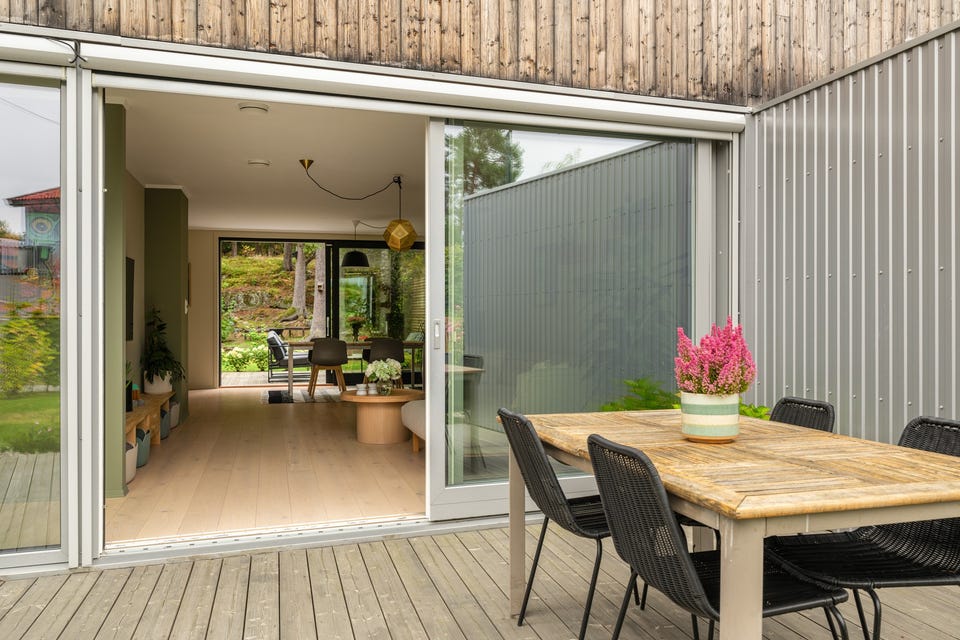 Rekkehus tegnet av R21 | Marka som nabo | Sol fra morgen til kveld | 4 soverom | Fjordutsikt fra takterrassen — image 16