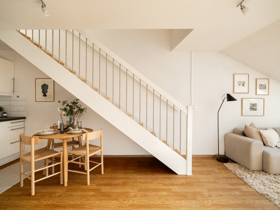 5. etasje har et gulvareal på ca. 54m².