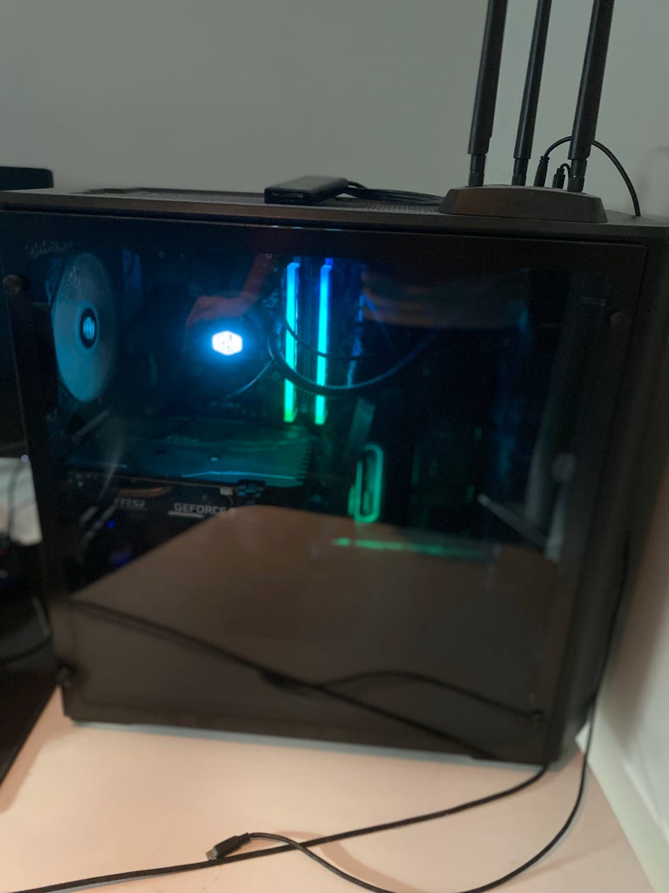 Gaming PC – i5-9600K / RTX 2060 / 32GB RAM | FINN-torget