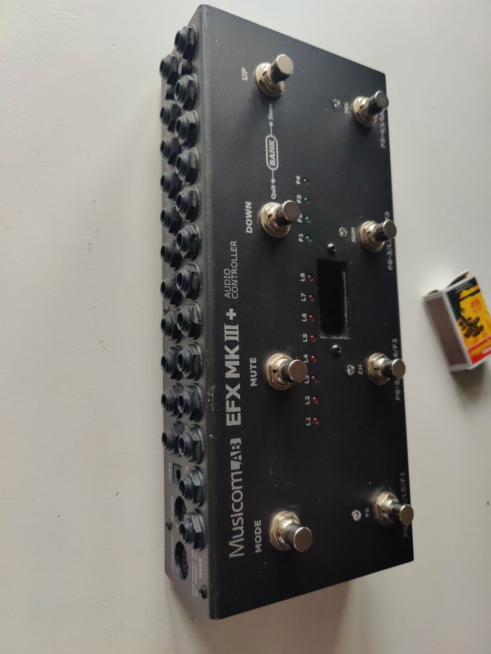 ギター Musicom Lab EFX MKII Musicom Lab Efx MKII MIDI Effects Switcher 8 Loop Pedal