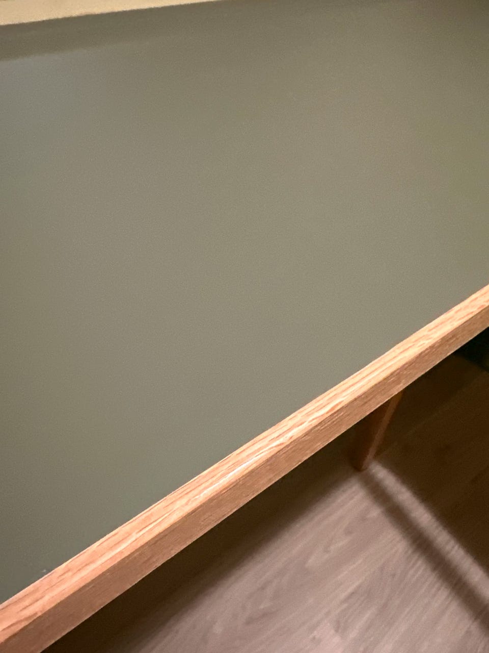 Furniture Linoleum Forbo 4184 Olive | FINN-torget