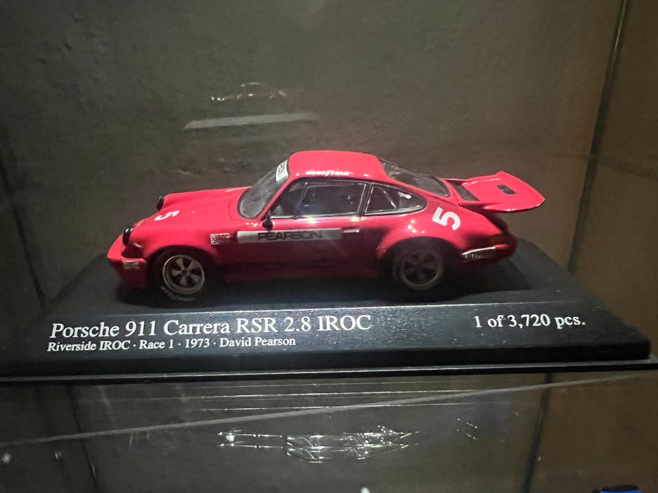 Porsche 911 Carrera RSR 2.8 IROC 1/43 Minichamps | FINN-torget