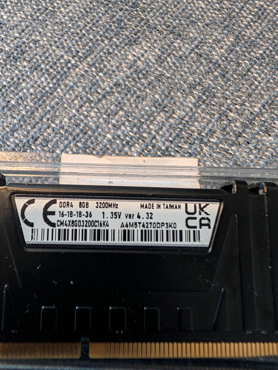 Ubrubk vengeance lpx ddr 16gig 3200mhz FINN-torget