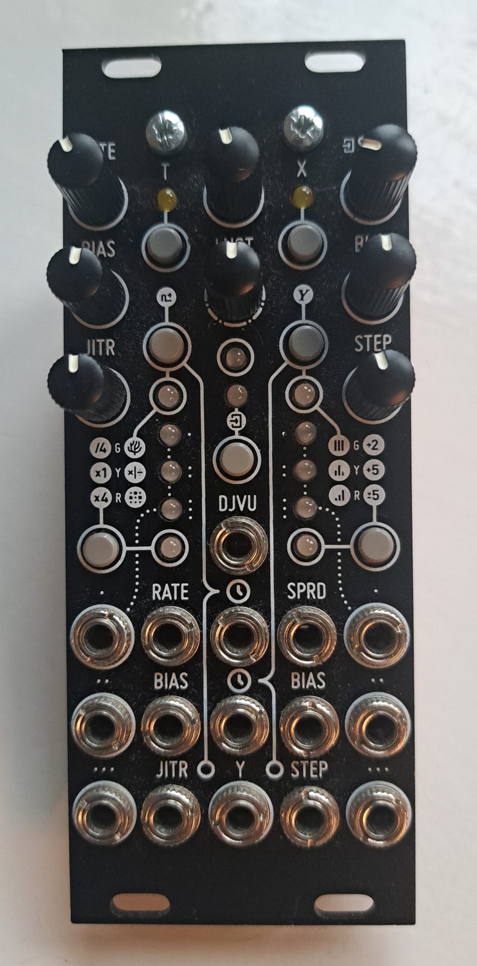 83120645_6