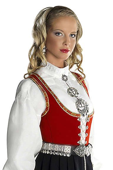 Vestfoldbunad 56 Modell () Vestfoldbunad 56 Modell