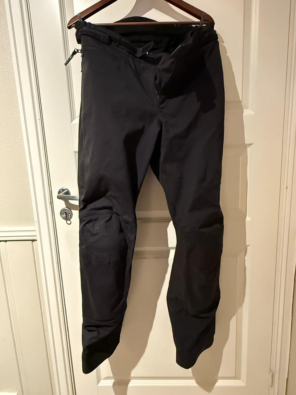 Product image 3 of 16