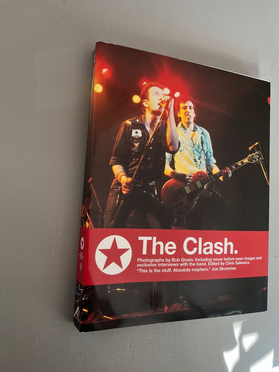 The Clash - Photographs By Bob Gruen | FINN-torget