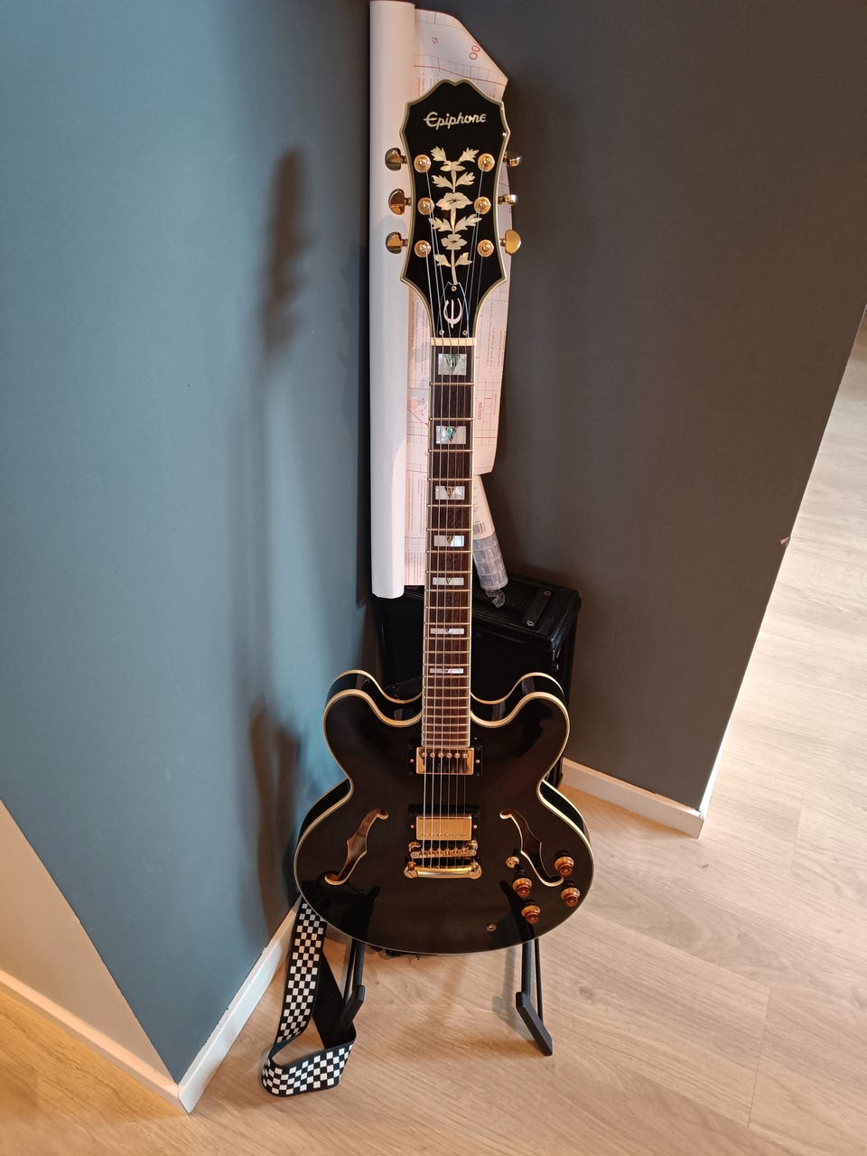 ギター Epiphone Sheraton II Gibson Classic 57 80's Epiphone Sheraton II with Gibson Classic 57 Pickups