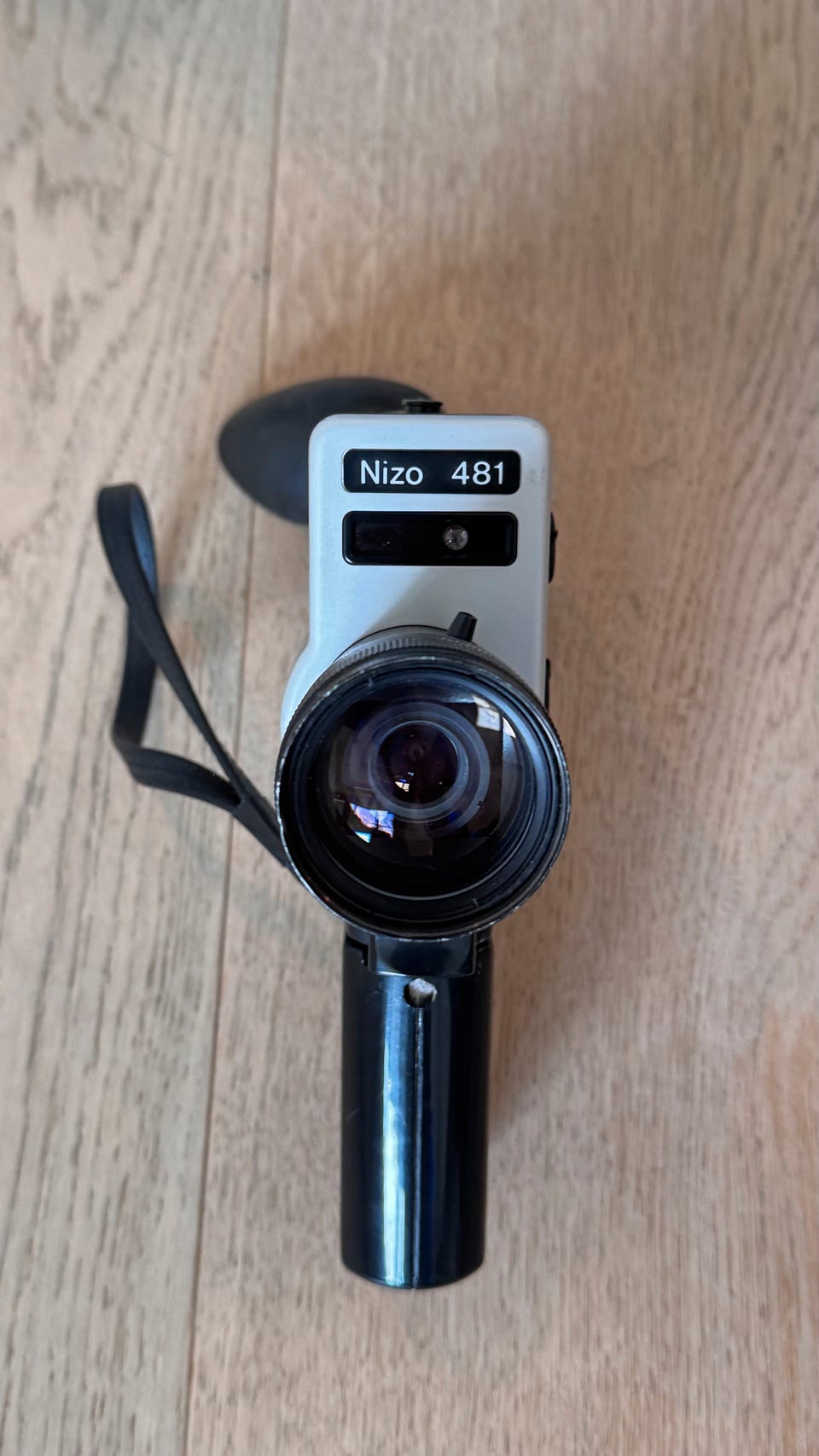 9895c561-ebaa-4fa2-9e8e-