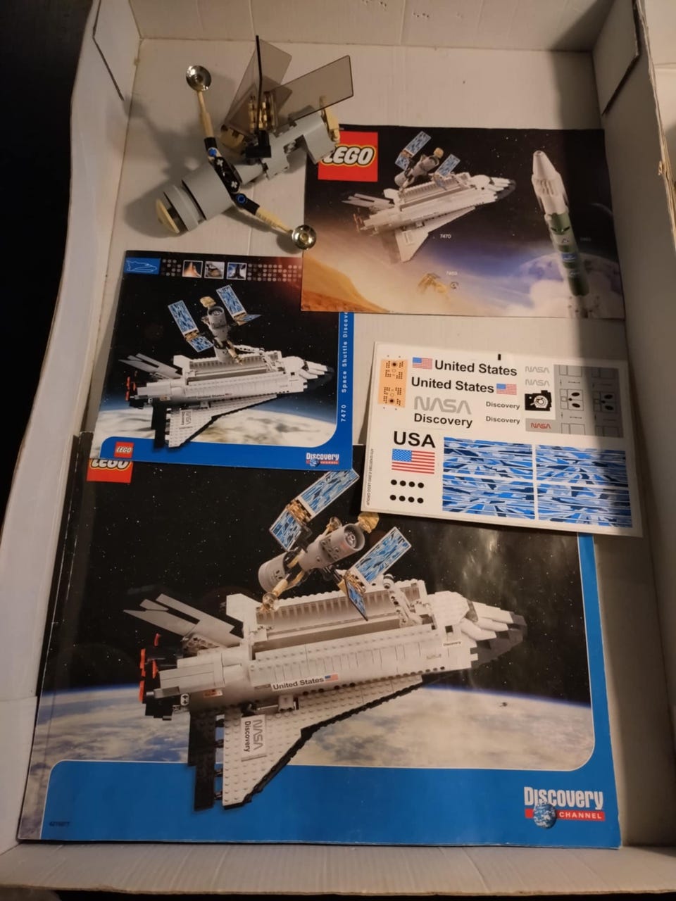 Lego Space Shuttle Discovery 7470 FINN-torget