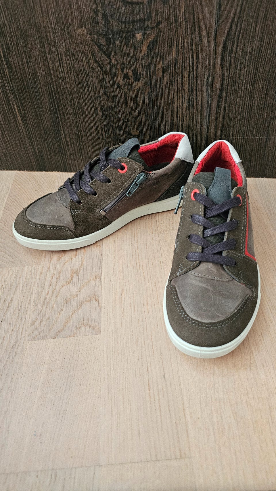 ECCO barnesko 31 – ekte skinn og semsket FINN-torget