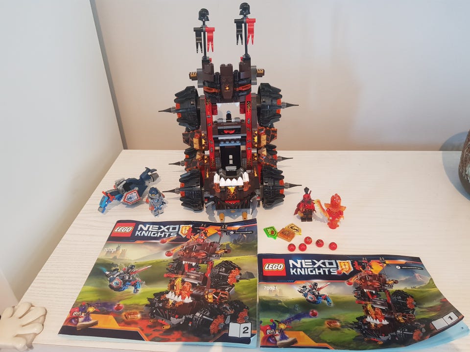 Lego 70321 Nexo Knights General Magmar's Siege Machine of Doom