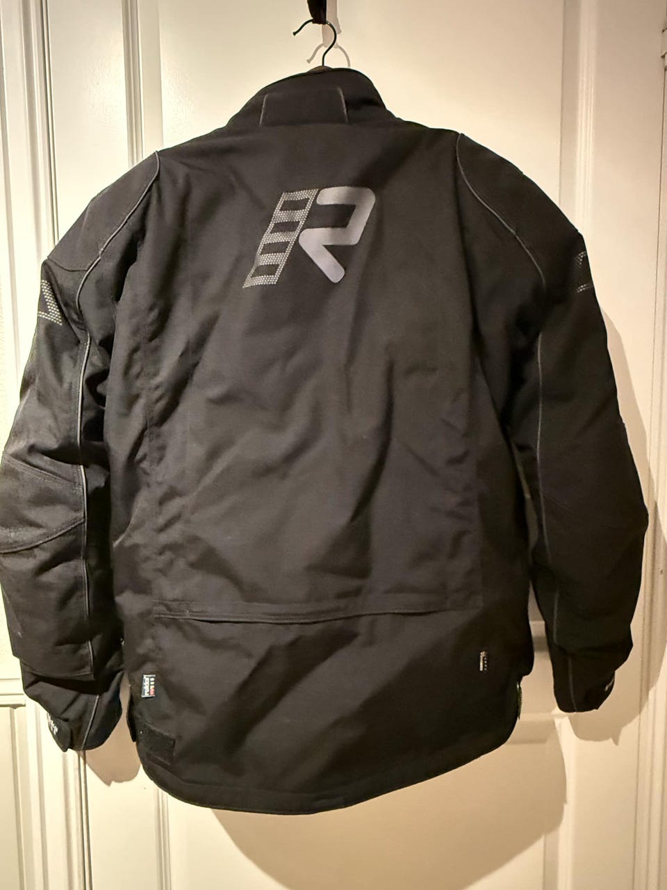 Product image 2 of 16