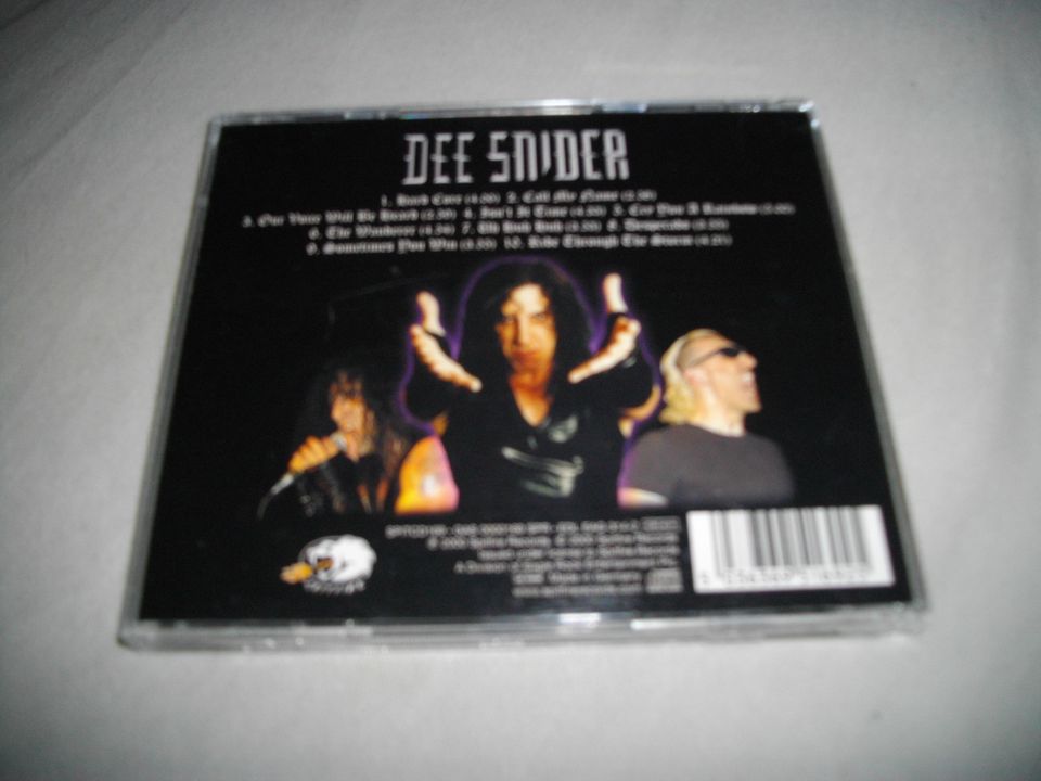Dee Snider – Never Let The Bastards Wear You Down | FINN-torget