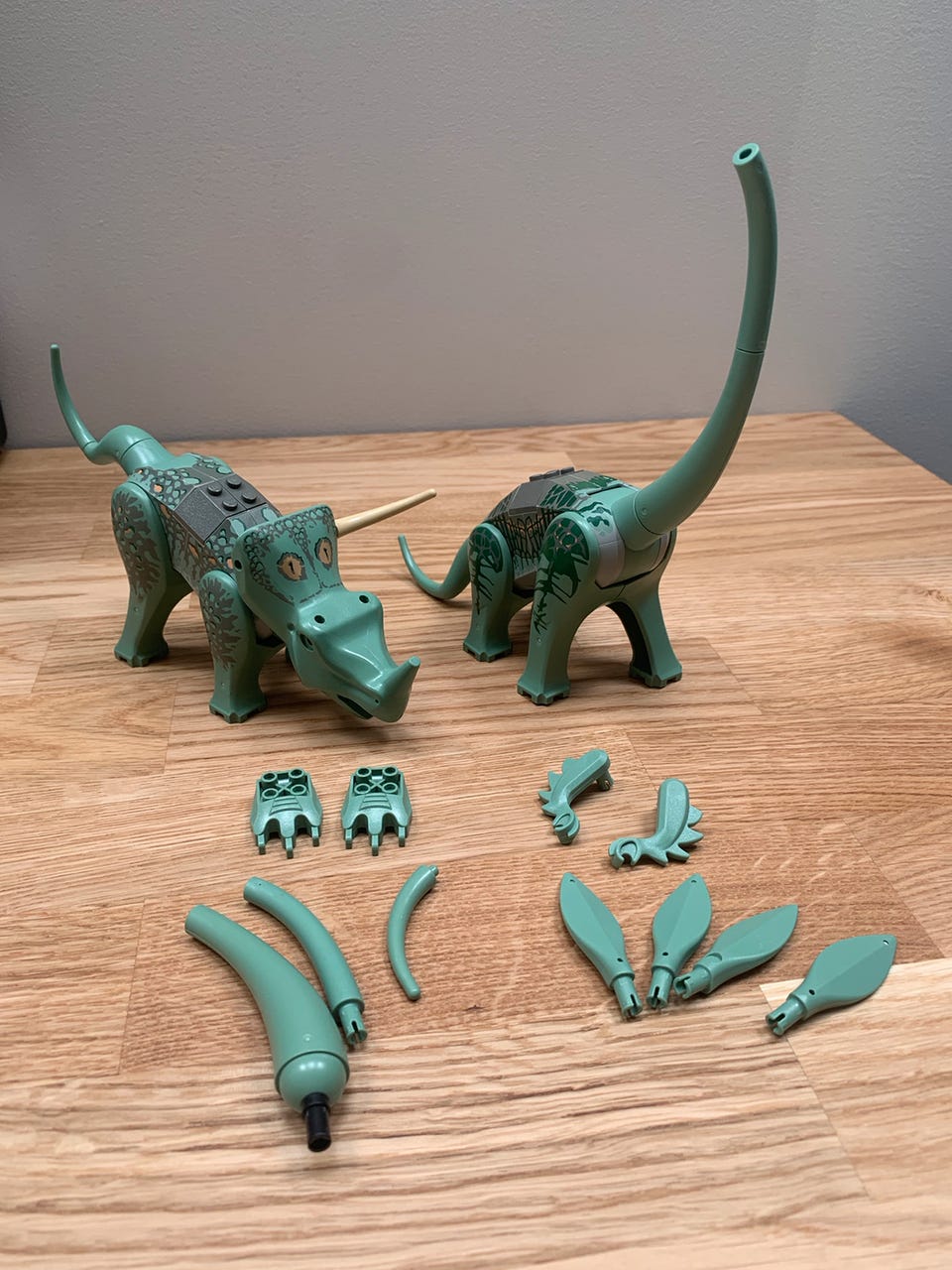 Lego Dinosaurs (6722 og 6719) Styracosaurus og Brachiosaurus fra