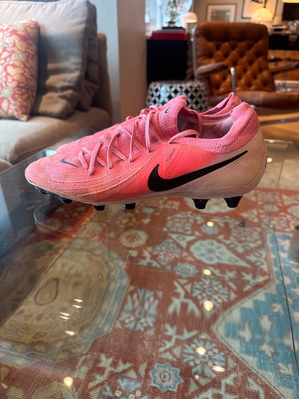 Nike Phantom Fotballsko 42 Rosa FINN-torget