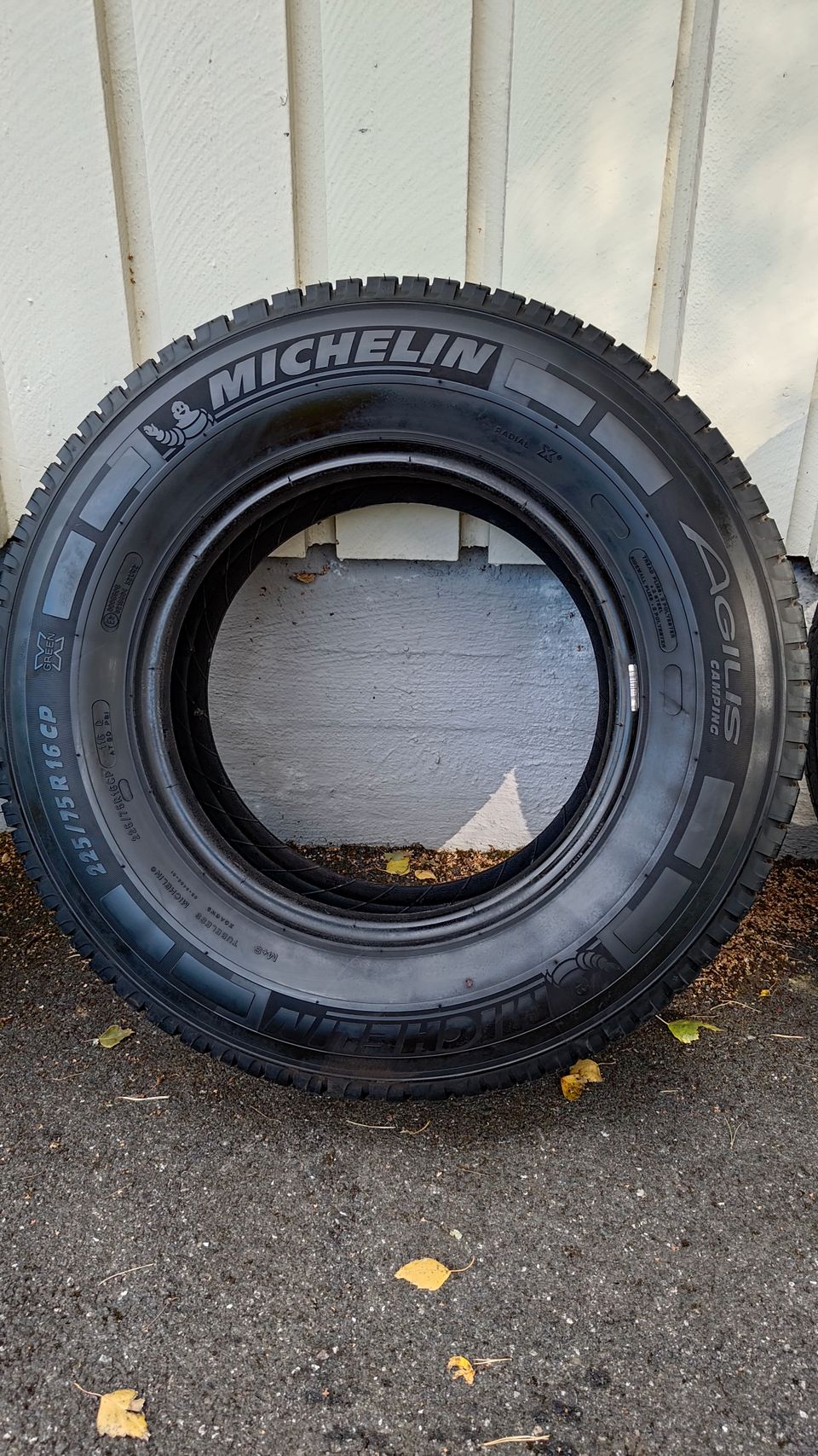 【新車外し】DUCAT Agilis Camping 225/75R16CP 新車外し】DUCAT Agilis Camping 225/75R16CP タイヤ・ホイール