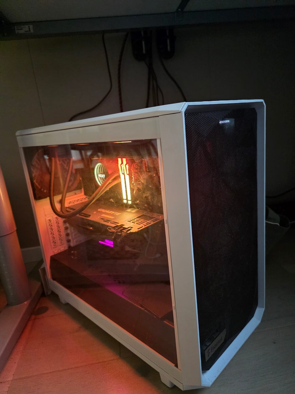 Kraftig gaming pc med i9 RTX 3080 ti og 64GB DDR5 RAM