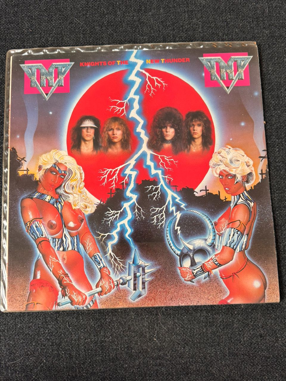 TNT – Knights of the New Thunder (LP, 1984, norsk original