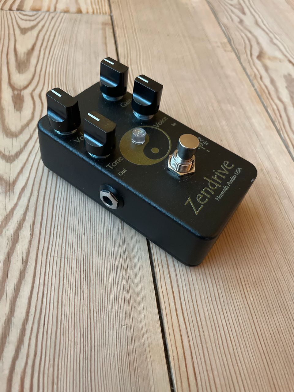 ギター Black Magic Zendrive  Hermida Audio USA USED Hermida Audio Technology Black Magic Zendrive overdrive