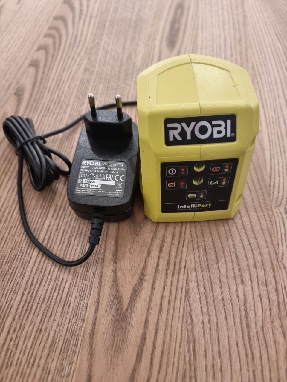 Ryobi Batterilader BCL14183H FINN-torget