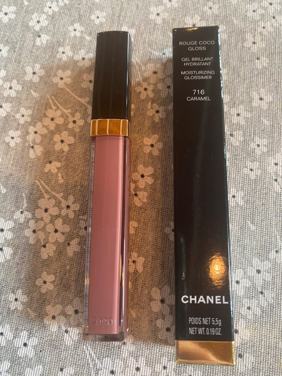 Chanel Caramel Lipgloss Chanel Lipgloss 716 Caramel FINN-torget