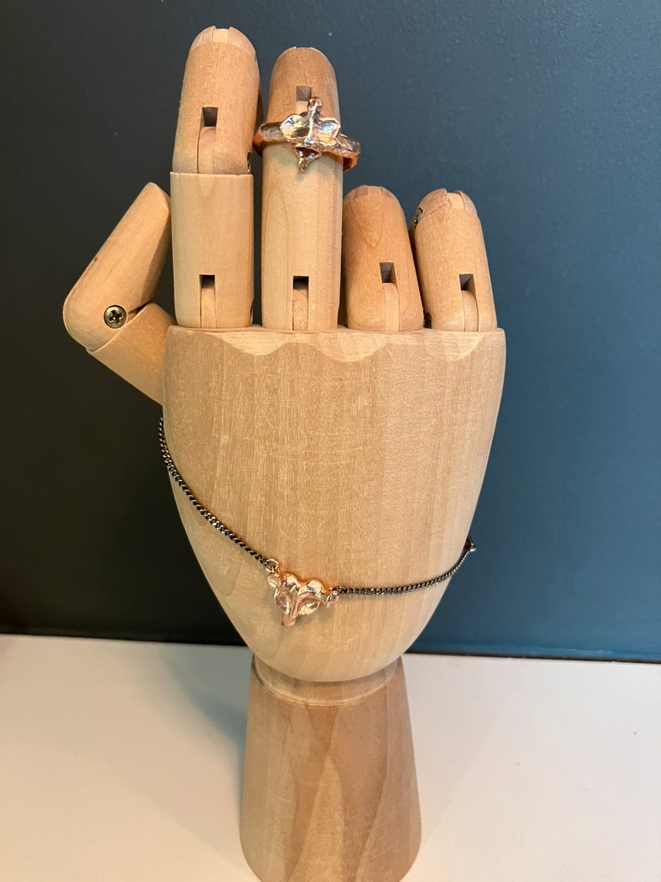 Bjørg after eden spine, ring og armbånd FINN-torget