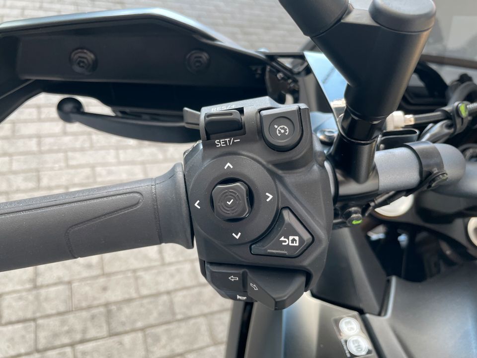 Speedmc brukt motorsykkel bildekarusell nummer 10