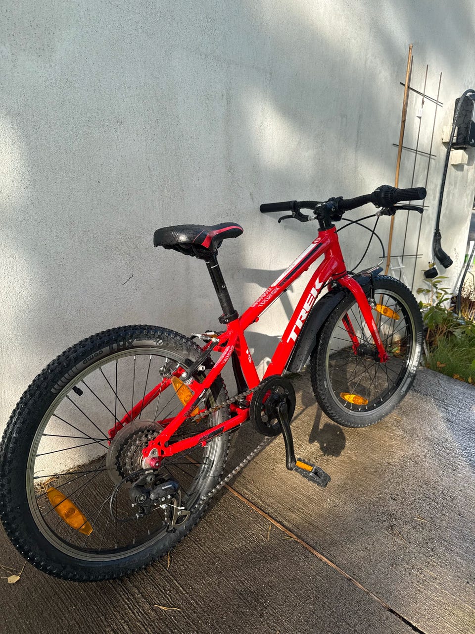 TREK SuperFly トレック スーパーフライ　20 クリスマスプレゼントにお勧め！TREK(トレック)キッズバイクSuperFly