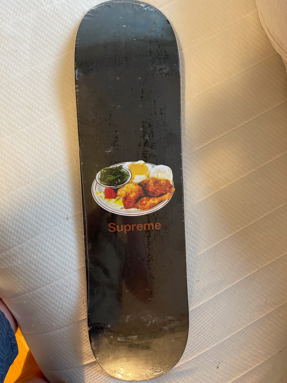 Supreme - 【新品】Supreme Chicken Dinner Skateboard Supreme Chicken Dinner Skateboard Deck White - SS18 - US