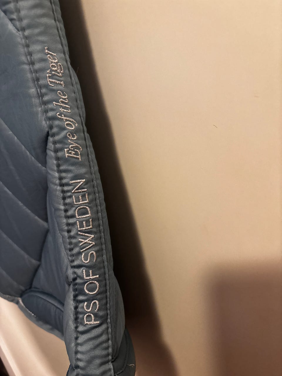 Product image 19 of 37