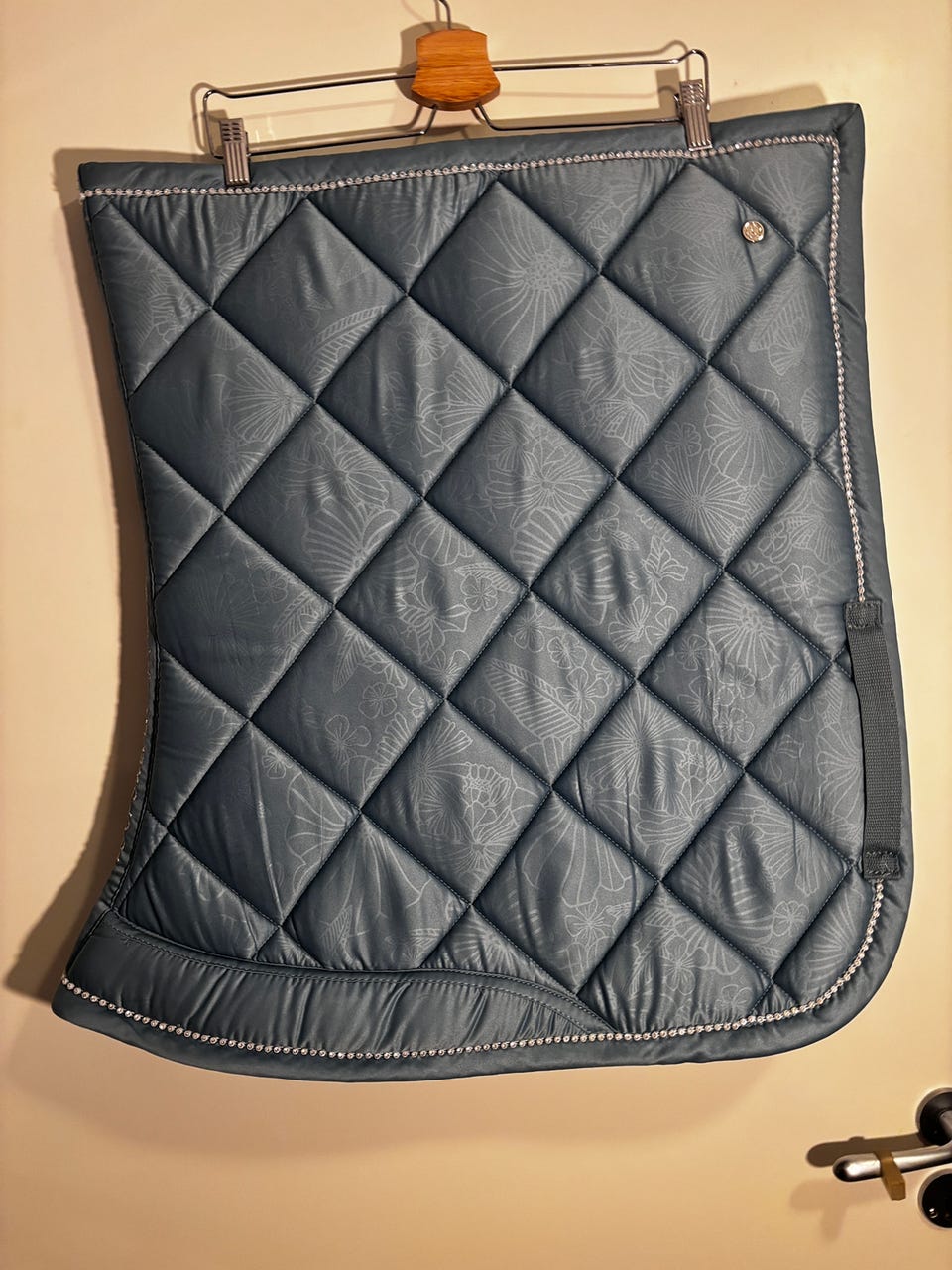 Product image 17 of 37