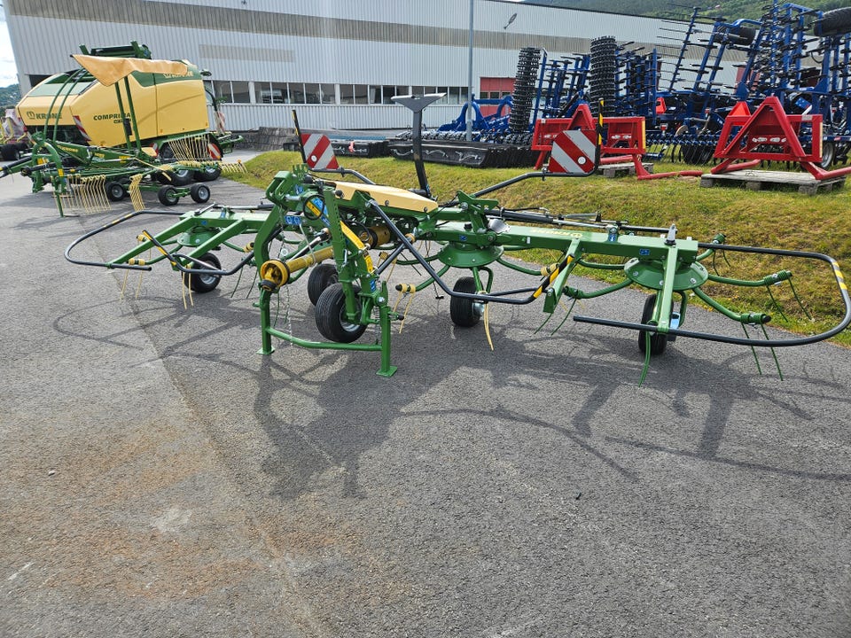 Krone Vendro 560 sprederive 2026