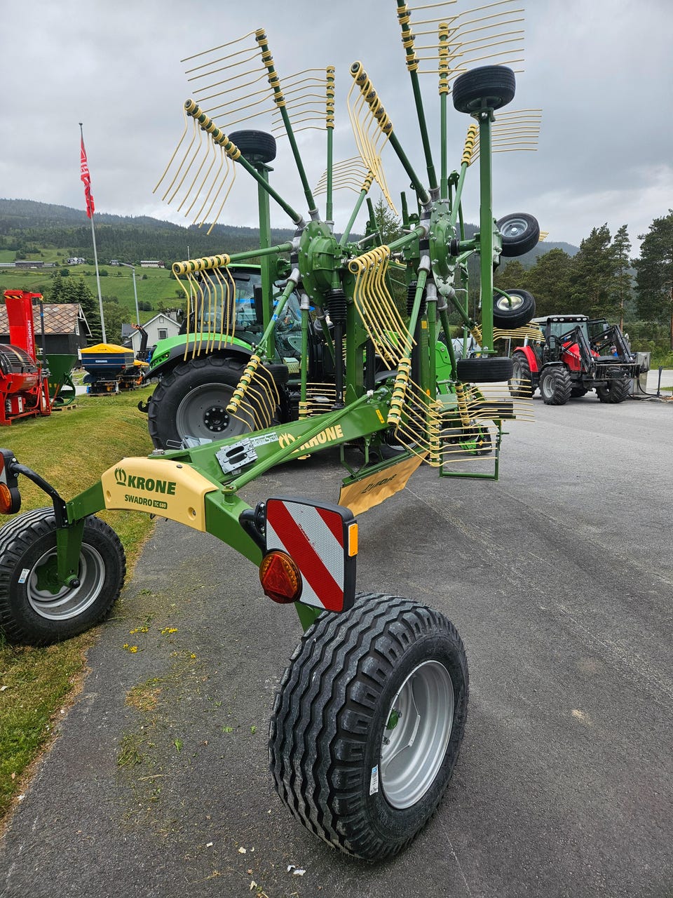 Krone Swadro TC 680 samlerive 2023 – bilde 3 av 5