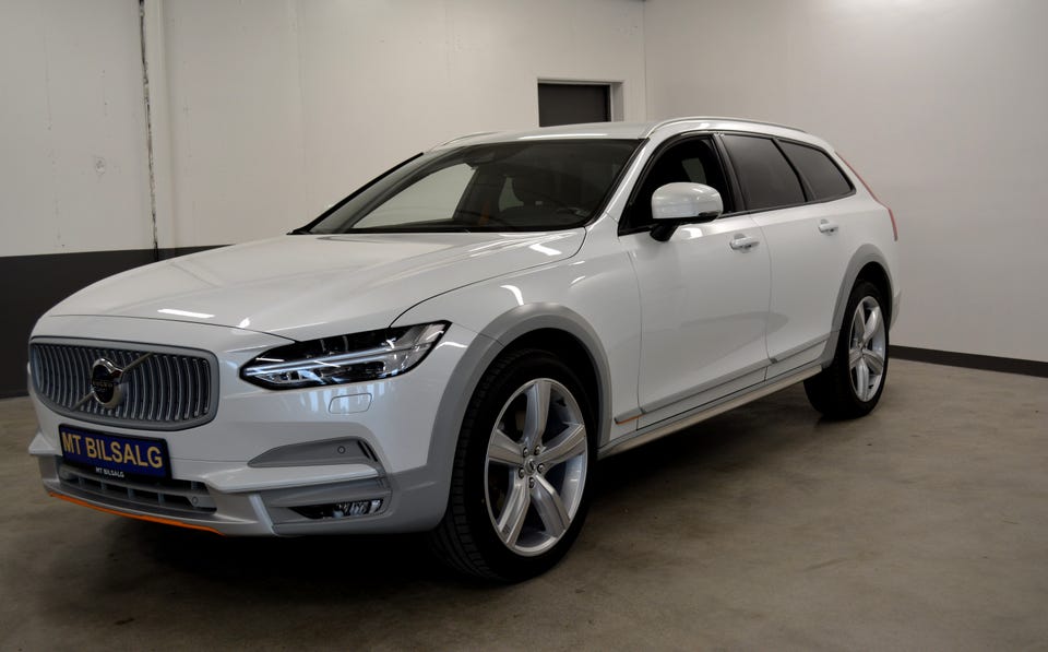 Volvo V90 Cross Country