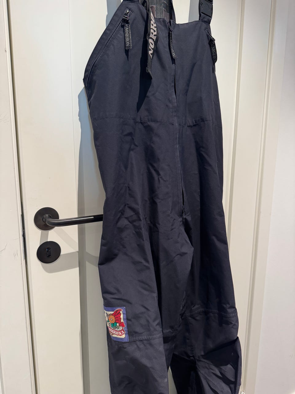 Norrøna Trollveggen gore-tex bib | FINN-torget